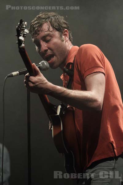 BLACK LIPS - 2011-05-17 - PARIS - CentQuatre - Atelier 4 - Jared Swilley